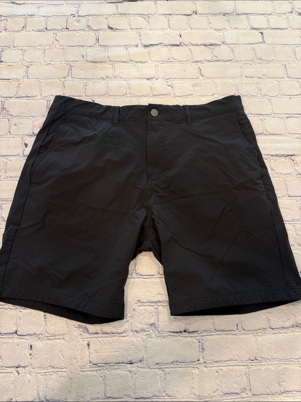 Avalon Men's Black 7” Performance Golf Shorts | EUC Size: 34W